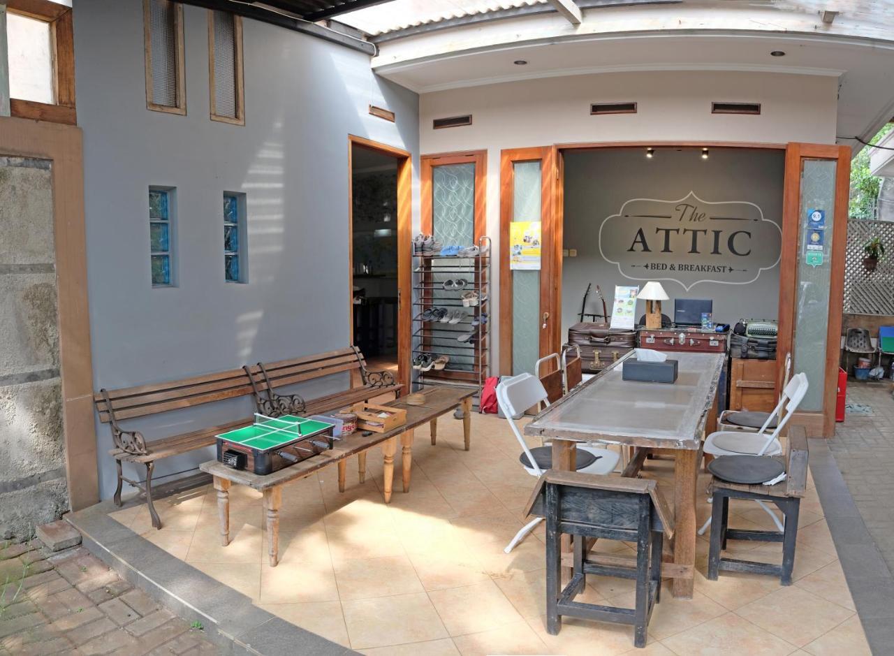 The Attic Bed & Breakfast Bandung Exterior photo