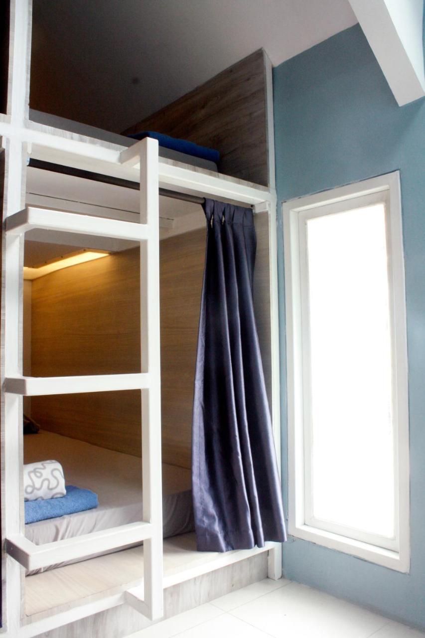 The Attic Bed & Breakfast Bandung Exterior photo