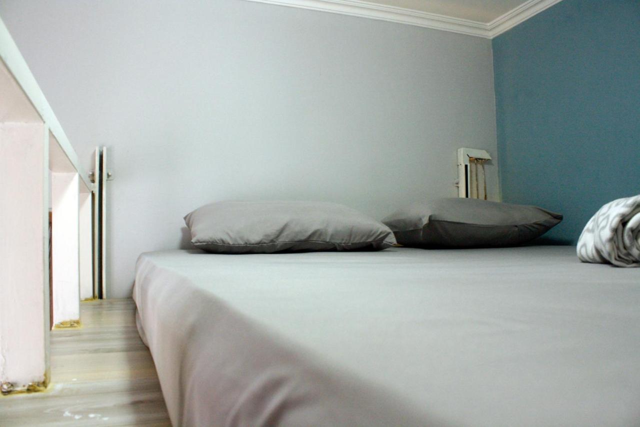 The Attic Bed & Breakfast Bandung Exterior photo